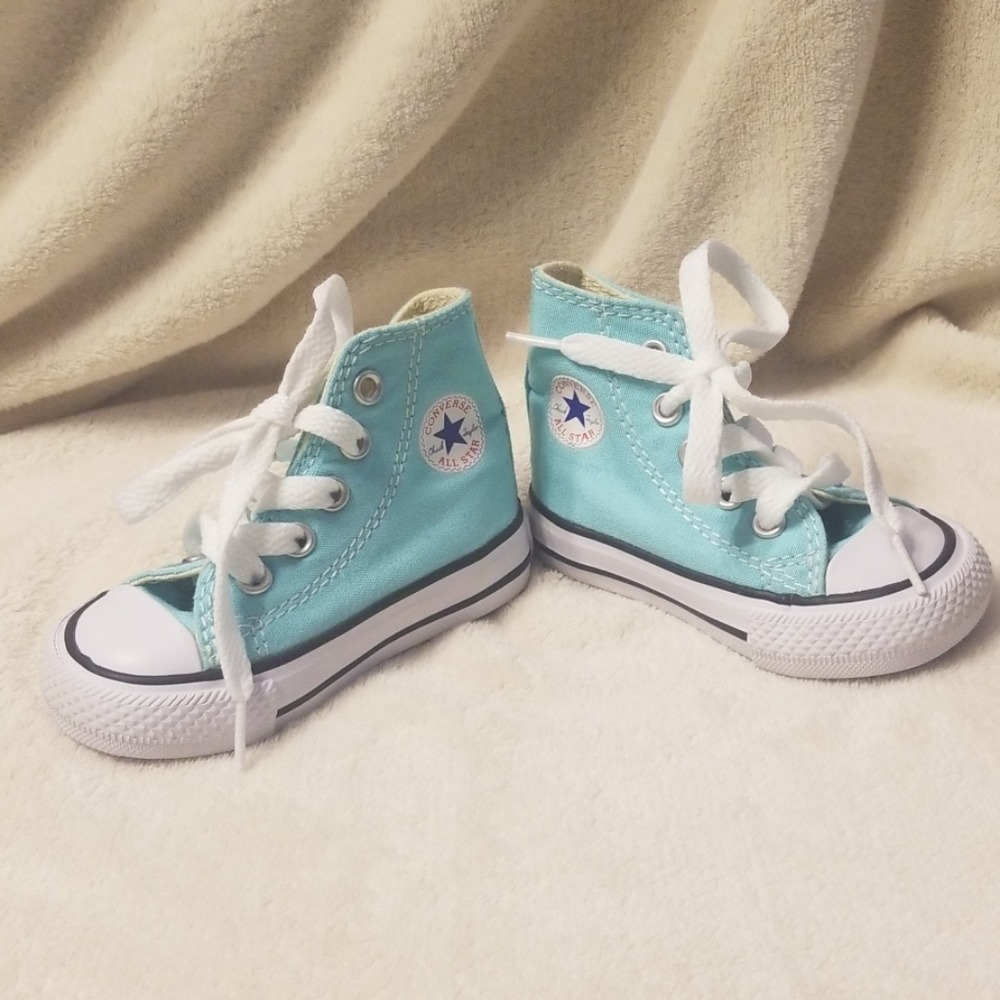 Light blue unisex baby converse